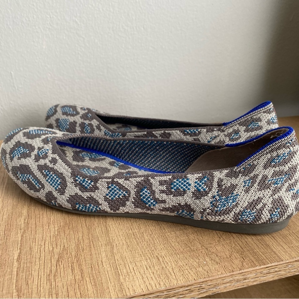 Rothy’s Spotted Leopard Round Toe Flats - Picture 4 of 11